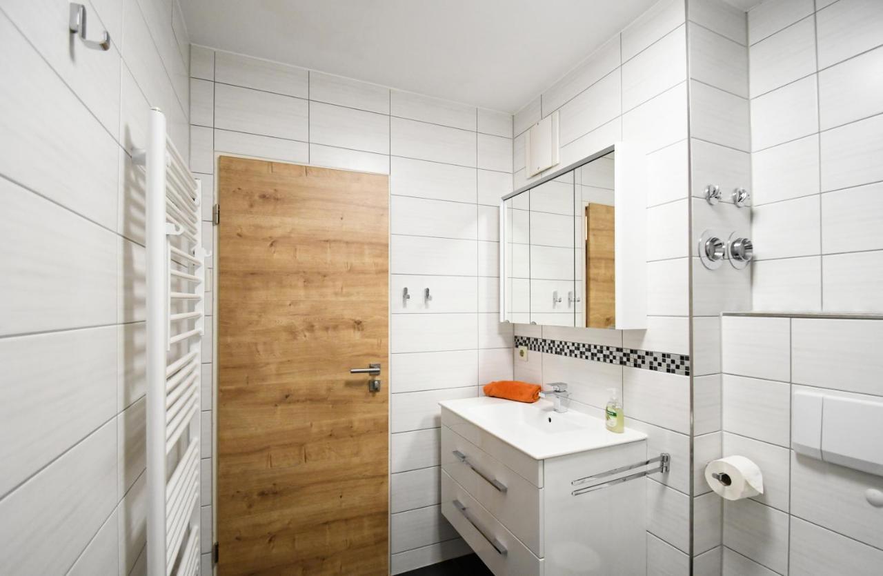 Ferienwohnung Weitblick Mit Logia Lobbe Exterior photo